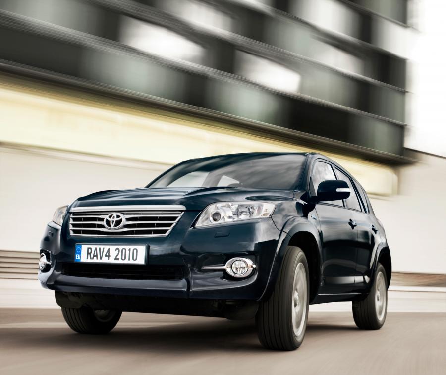  Toyota RAV4 2010 года  (фото 24 из 31)